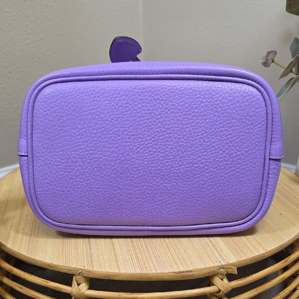 Coach Rowan Bucket Bag and Zipper Pouch - Picture 9 of 14